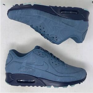 Nike Men’s Air Max Sneakers in Dusty Blue and Navy